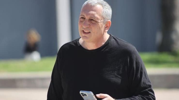 ניר חפץ. העיד בעבר כי הופעלו עליו לחצים קשים במהלך החקירה (צילום: מוטי קמחי) ניר חפץ