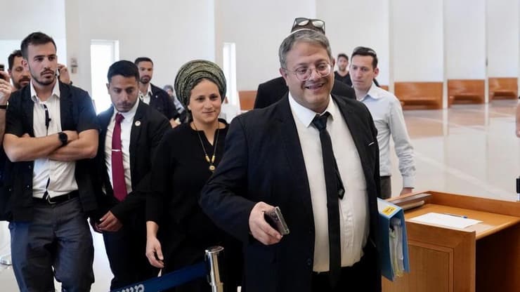 בן גביר מגיע לדיון בבג"ץ. ארכיון (צילום: שלו שלום) בן גביר נכנס לדיון בבג"ץ בנושא מינויו לתפקיד השר לביטחון לאומי