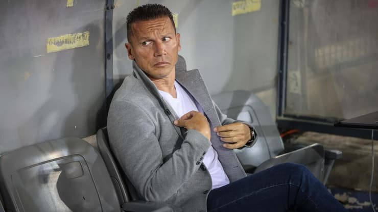 מכת פציעות בסגל. בכר (צילום: עוז מועלם) מאמן מכבי חיפה ברק בכר