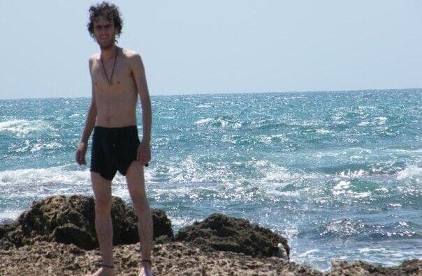 הפרופיל ירד בגלל תת-משקל. רואי מעוז בגיל 21 (צילום: מתוך האלבום הפרטי) רואי מעוז בגיל 21