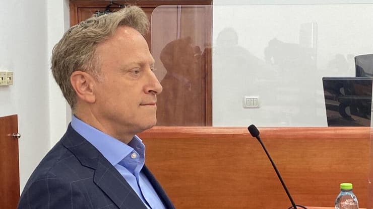 ארי הרו במשפט נתניהו