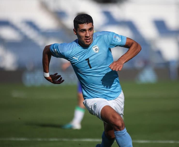 "המשחקים בליגת האומות נתנו לנו הרבה ביטחון" (צילום: אסי קיפר, באדיבות ההתאחדות לכדורגל) ענאן חלאילי חוגג