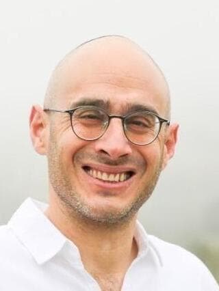 יונתן אייקנבאום