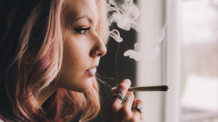 עישון קנאביס