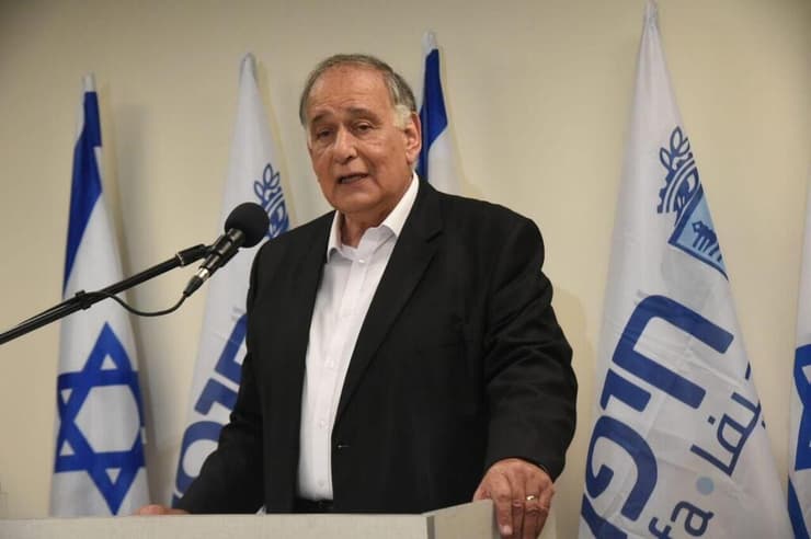 "חיפה היא עיר של פלורליזם". יונה יהב (צילום: אביהו שפירא) יונה יהב מודיע על ריצה לראשות העיר חיפה