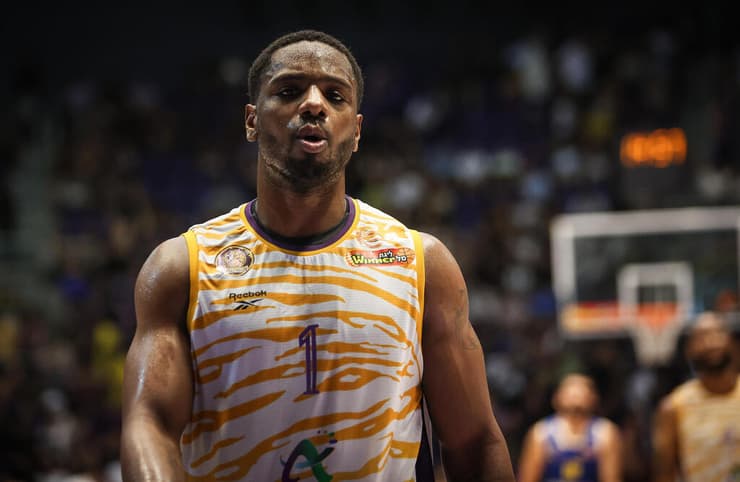 חוזר לישראל. רגלנד (צילום: עוז מועלם) ג'ו רגלנד