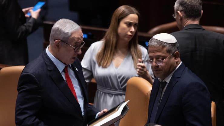 בן גביר, גולן ונתניהו בכנסת, ארכיון (צילום: אלכס קולומויסקי) ראש הממשלה בנימין נתניהו