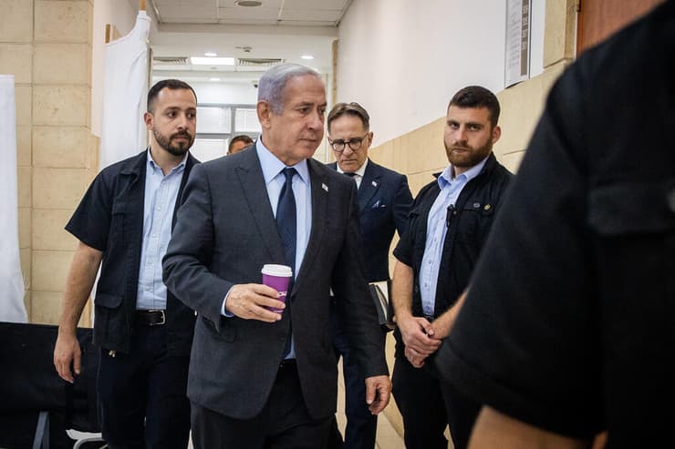 ראש הממשלה בנימין נתניהו בביקורו הקודם בבית המשפט בעת עדותו של ארנון מילצ'ן. (צילום: אורן בן חקון) עדות מילצ'ן מעיד במשפט נתניהו