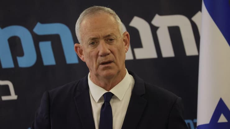 בני גנץ