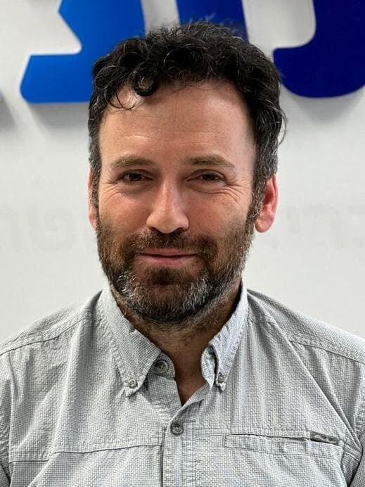  ד"ר שחר רובינזון