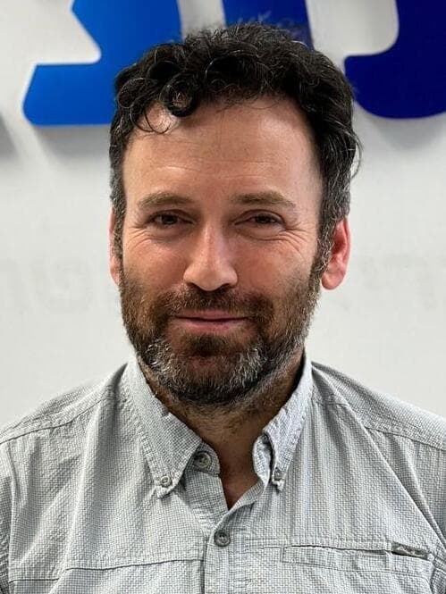  ד"ר שחר רובינזון