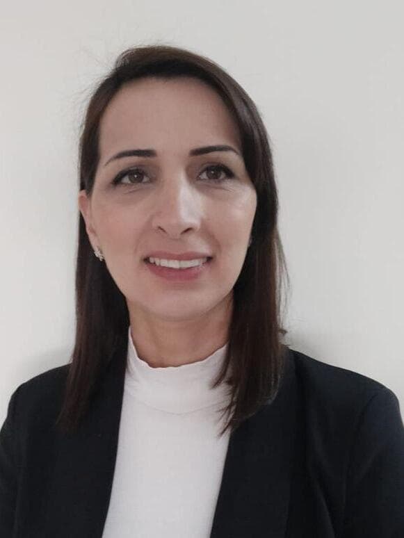 מונא אבו אליונס