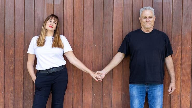 מיקי קם ויהודה עדר