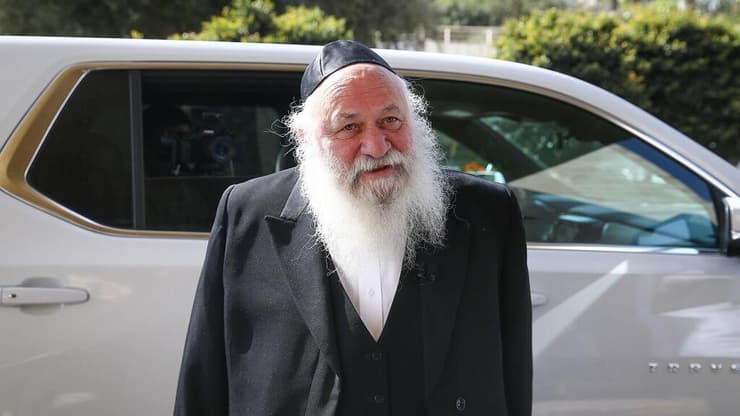 יצחק גולדקנופף