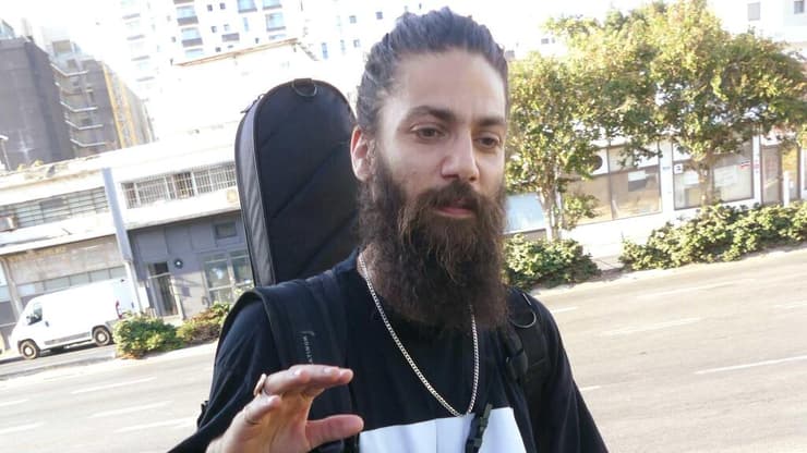 נינט טייב