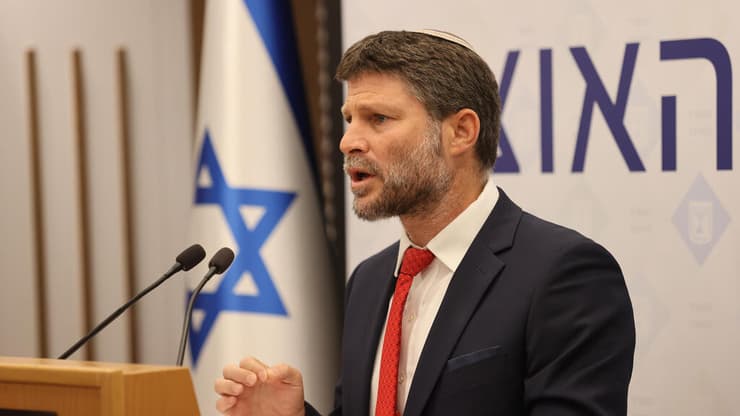 סמוטריץ' לא חוזר בו מהקפאת הכספים לרשויות הערביות: "לא נבהל מהמתקפות"