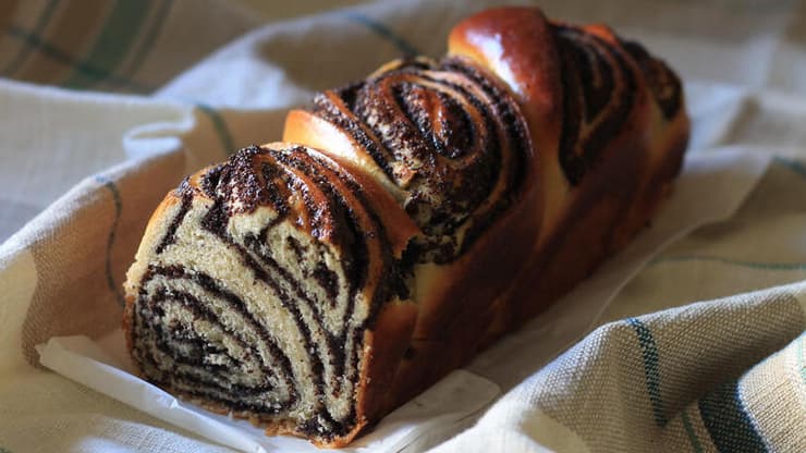 עוגת שמרים פרג 