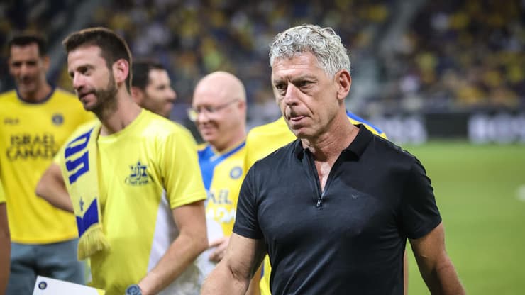 מיץ' גולדהאר