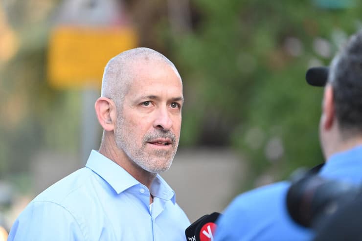 "כל הפעולות בזירות השונות שעליהן אחראי שב"כ, מבוצעות בכפוף לחוק בלבד". ראש השב"כ רונן בר (צילום: יאיר שגיא) ראש השב"כ הנכנס רונן בר יוצא לתקשורת