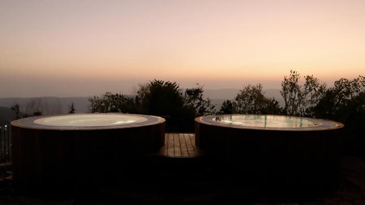 ג'קוזי לנוף במלון כנען