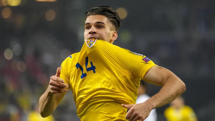 ילבש את הצהוב שלו מכבי? חאג'י (צילום: AP Photo/Michael Sohn) חאג'י