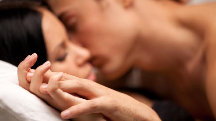 רק עם טבעת על האצבע. יחסי מין (צילום: Shutterstock) קושי מיני