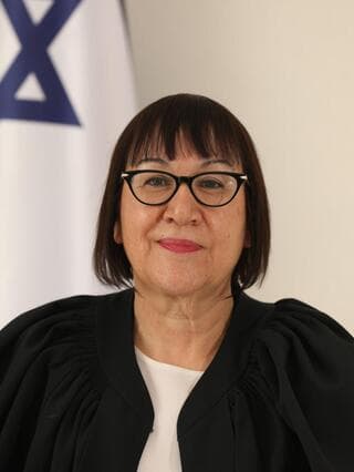 גילה כנפי-שטייניץ שופטת בית המשפט העליון