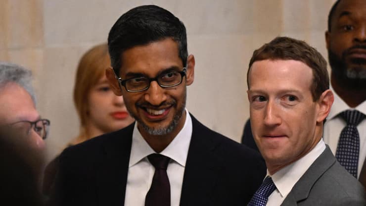 מארק צוקרברג וסונדר פיצ'אי