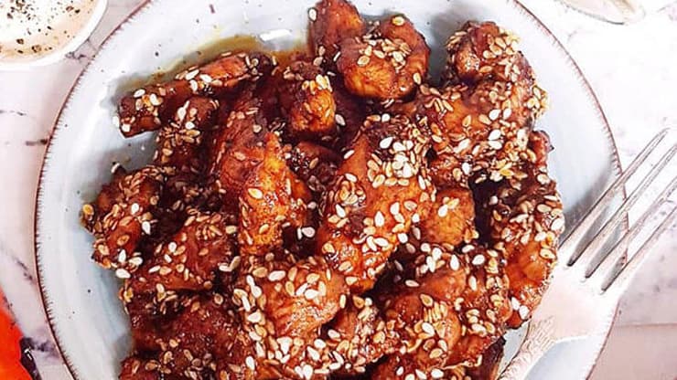 רצועות חזה עוף בטריאקי