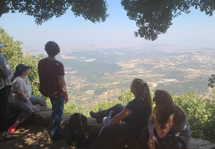 תצפית בשביל הפסגה בהר מירון