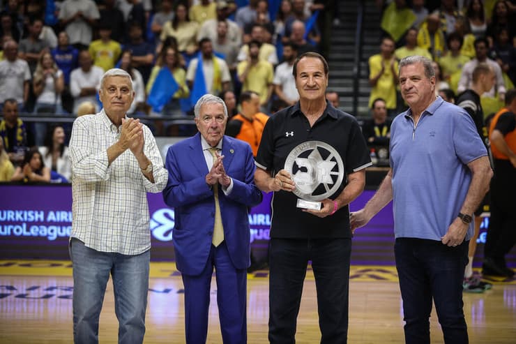 יו"ר מכבי ת"א שמעון מזרחי עם הבעלים דייויד פדרמן, טל ברודי