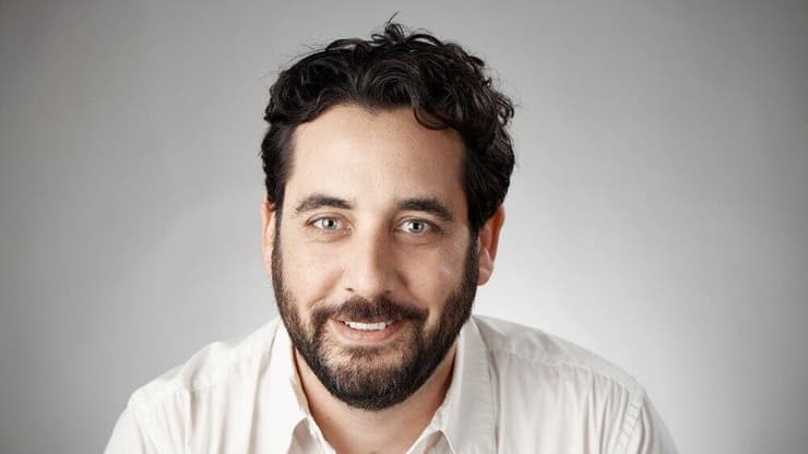 העו"ד רון ברקאי, מנהל מטה השטח של מפלגת ישר! (קרדיט: שחר תמיר) אייטם המגזר השלישי רון ברקאי