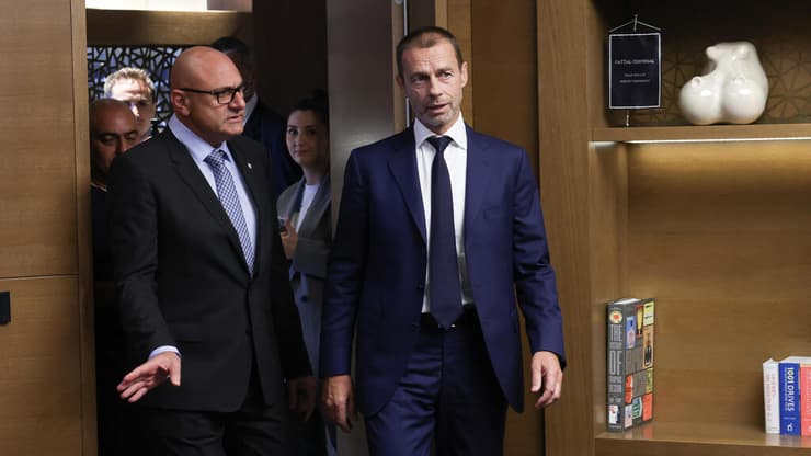 נשיא אופ"א צ'פרין ויו"ר ההתאחדות זוארץ (צילום: עוז מועלם) צ'פרין וזוארץ