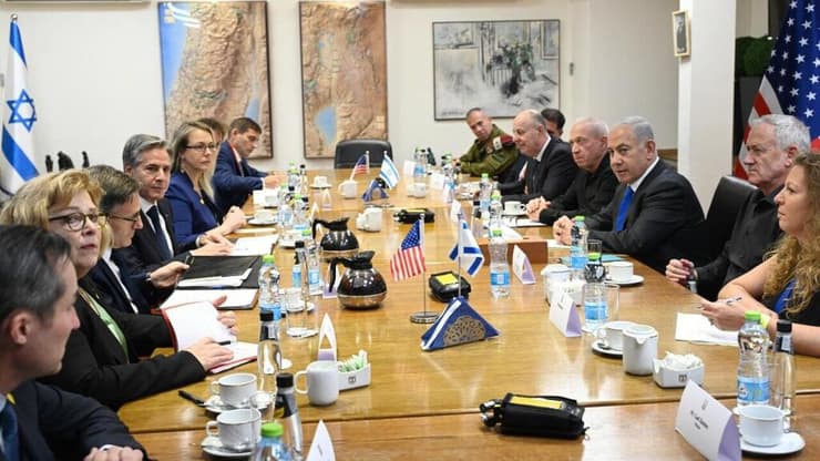 ראש הממשלה בנימין נתניהו ומזכיר המדינה של ארה"ב אנתוני בלינקן מקיימים פגישה מורחבת