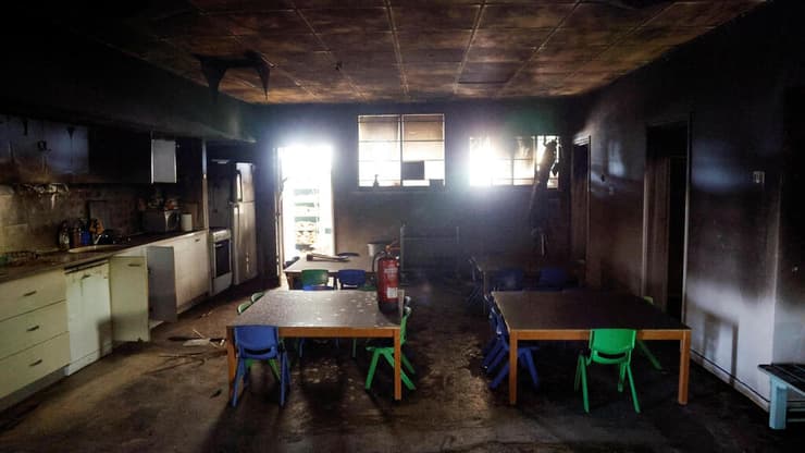 בחמישי הבא יחלו להרוס את המבנים. קיבוץ ניר עוז ( צילום: REUTERS/Amir Cohen) קיבוץ ניר עוז