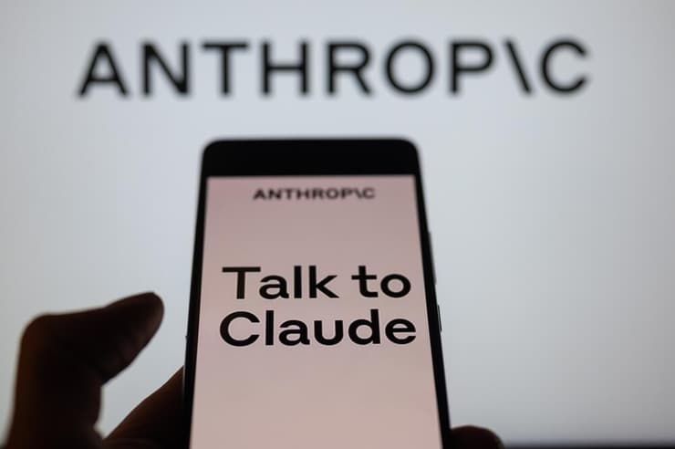 קלוד (צילום: JRdes / Shutterstock.com) קלוד