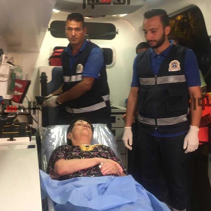 יוכבד ליפשיץ ונורית קופר