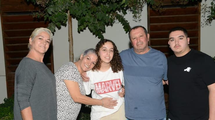 אורי מגידיש לאחר החילוץ ( צילום: דוברות שב"כ) אורי מגידיש