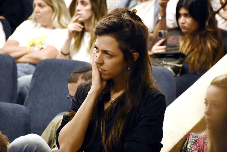 אירוע תמיכה סלבס במשפחות החטופים