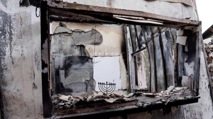 הנזק לבתים בקיבוץ בארי