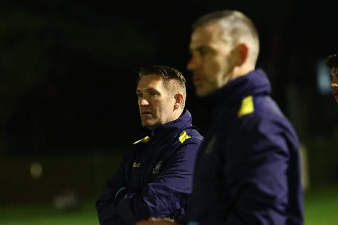 הבין את זהבי. קין (צילום: אתר מכבי ת"א) מאמן מכבי ת"א רובי קין