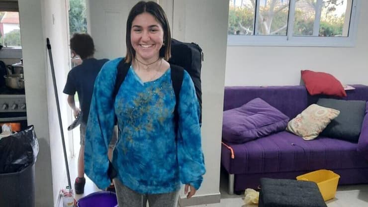 רוז ז"ל זמן קצר לפני גיוסה למג"ב רוס אלישבע רוז איידה לובין