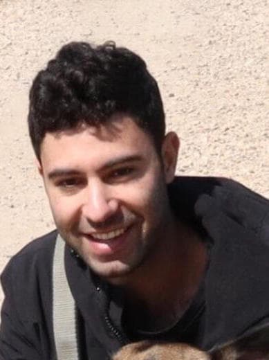יעקב עוזרי ז"ל. "הקדיש את עצמו לעשייה חברתית" (ללא) יעקב עוזרי