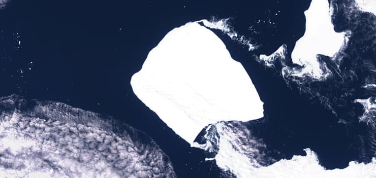 הקרחון A23a בתמונה שצולמה בנובמבר 2023 (צילום: European Union/Copernicus Sentinel-3/Handout via REUTERS) הקרחון A23a בתמונה שצולמה החודש