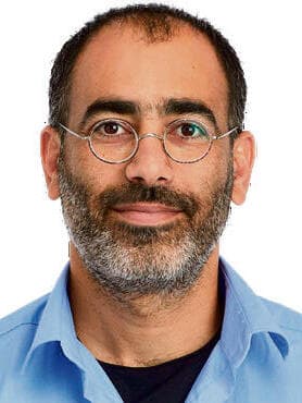 פרופ' יוסי לוי בלז