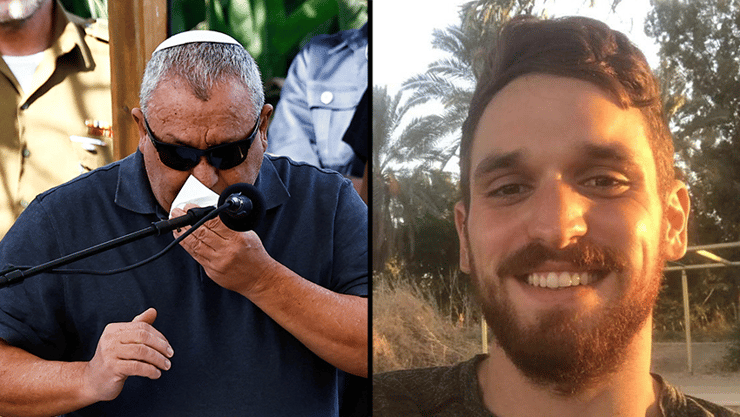 רס"ר (במיל') גל מאיר איזנקוט ז"ל, ואביו בהלוויה (צילום: דובר צה"ל , רויטרס /Clodagh Kilcoyne) רס"ר (במיל') גל מאיר איזנקוט ז"ל