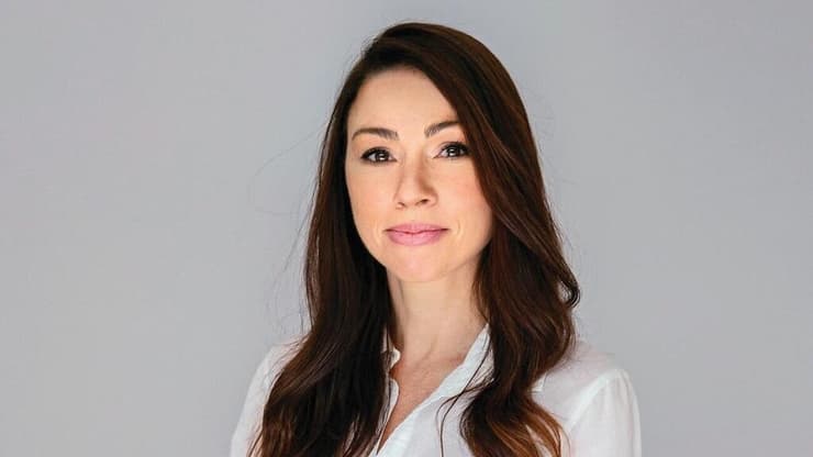 שלי ורוד, מטפלת מינית