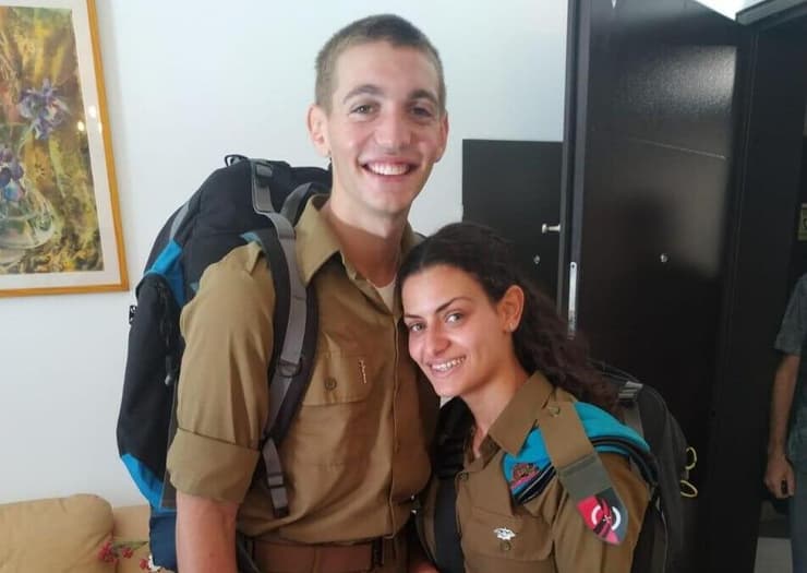 סגן עדי הראל ובן זוגה יונתן סביצקי ז"ל.