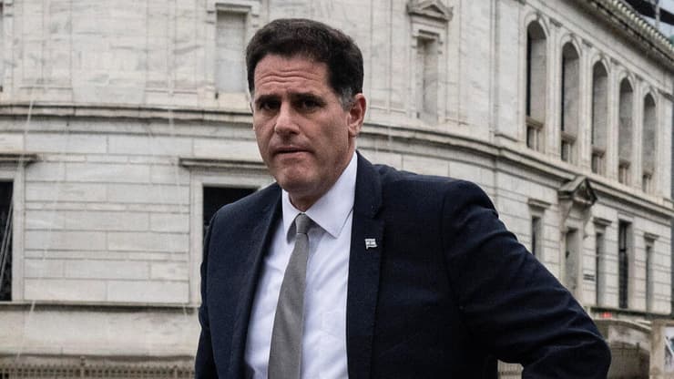 ה"נעלם" השני במשוואה. דרמר ( ANDREW CABALLERO-REYNOLDS / AFP) רון דרמר בביקור בארה"ב