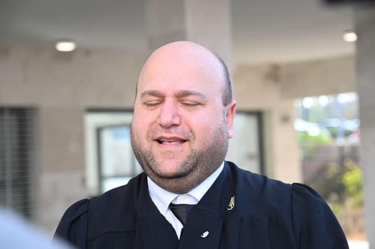 עו״ד עידן דביר